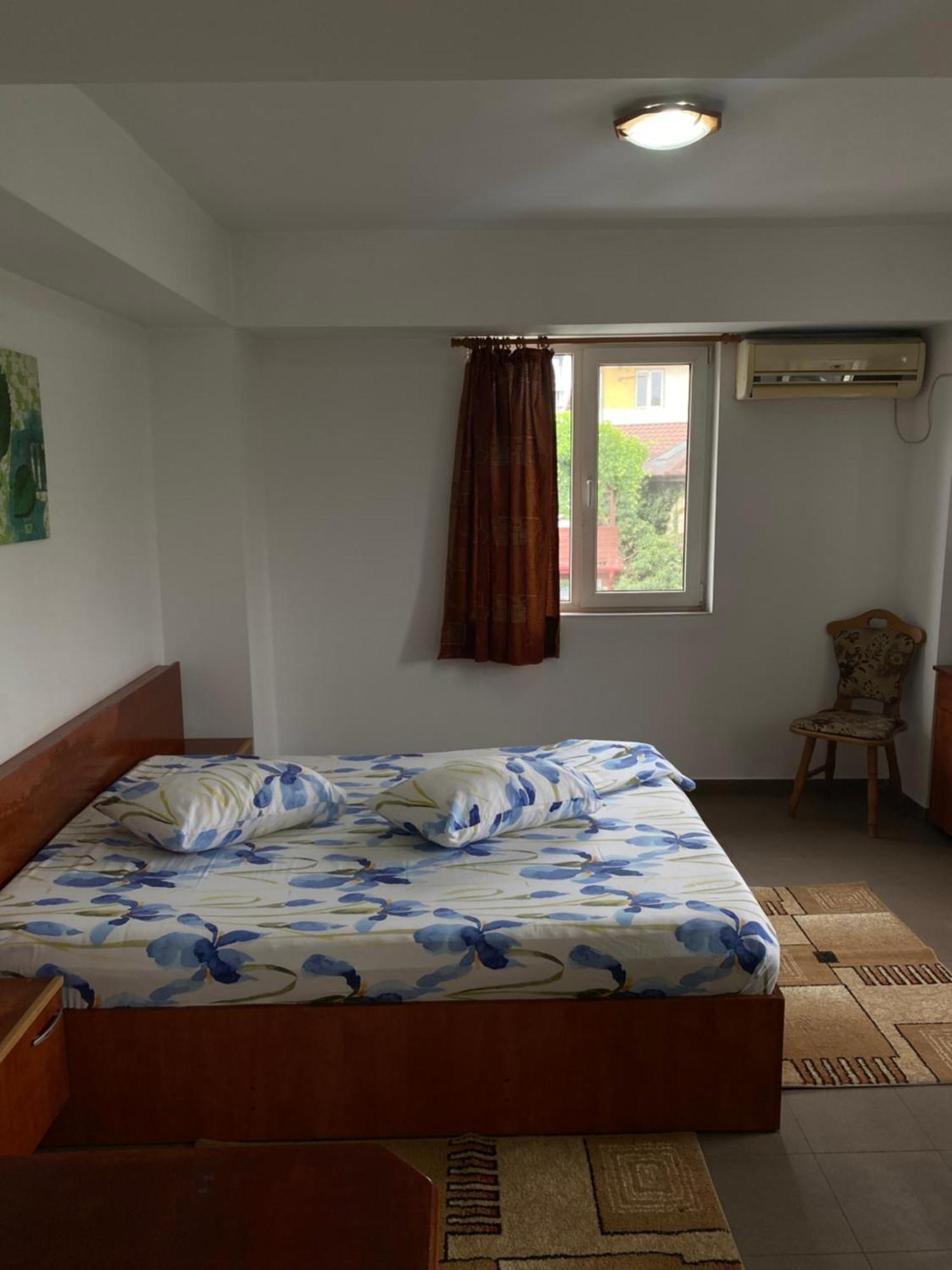 Quiet Garden Ground Floor Apartment Bucharest Luaran gambar
